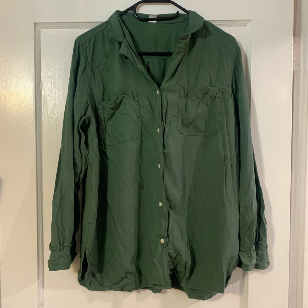 Old navy green button up shirt